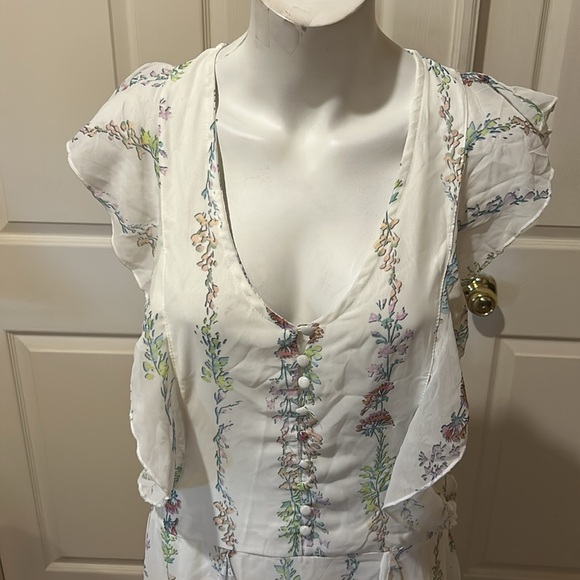 balboa Charms and Glitter Open back Floral White Ruffle Dress. Midi. Small. NWT - Picture 2 of 16